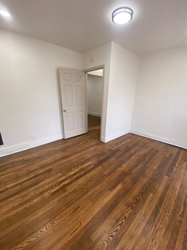 Building Photo - 4746 S Grand Blvd