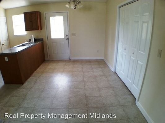 Building Photo - 3 br, 2 bath House - 308 White Gables Dr