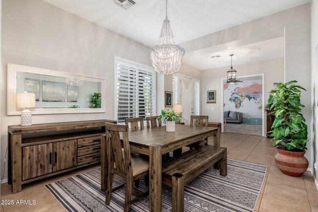 Foto del edificio - 5712 E Blue Sky Dr