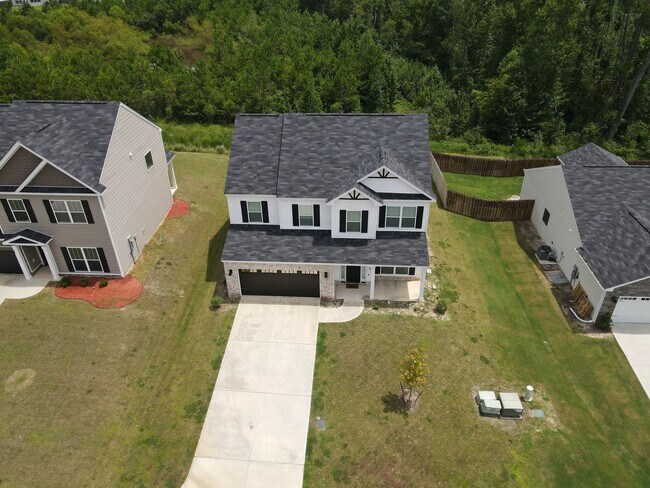Building Photo - 4045 Cottingham Wy