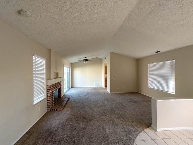 Building Photo - 12779 Cobalt Rd
