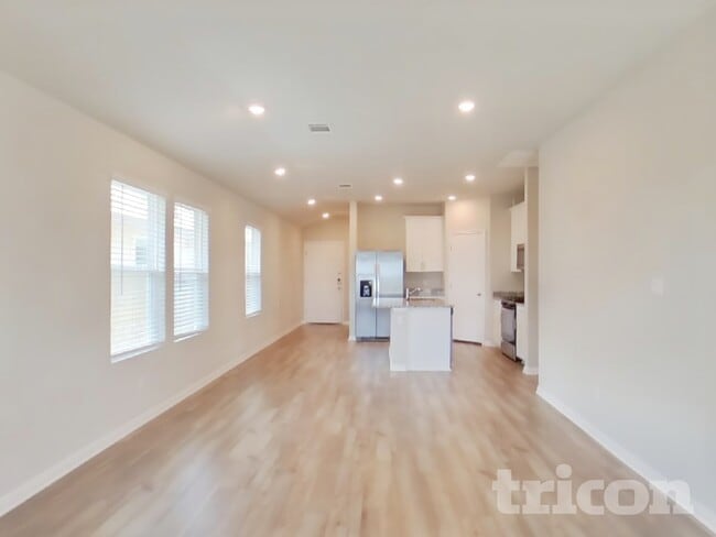 Building Photo - 3505 Gooseneck LN