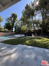 Building Photo - 8408 Fable Ave