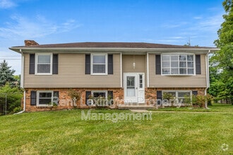Building Photo - 315 S Eagle Creek Dr
