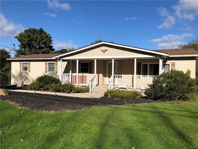 Building Photo - 1607 E Lizard Creek Rd