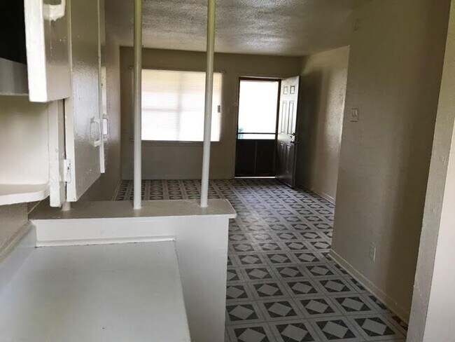 Building Photo - 4124 Dawson Ln
