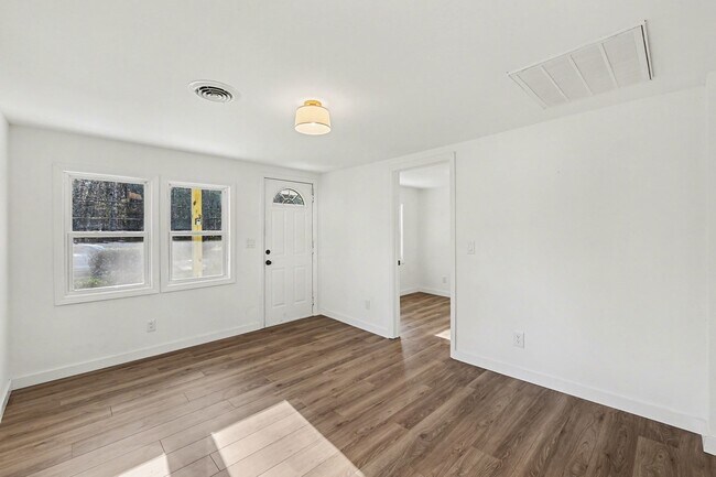 Foto del edificio - 510 Parsons Rd