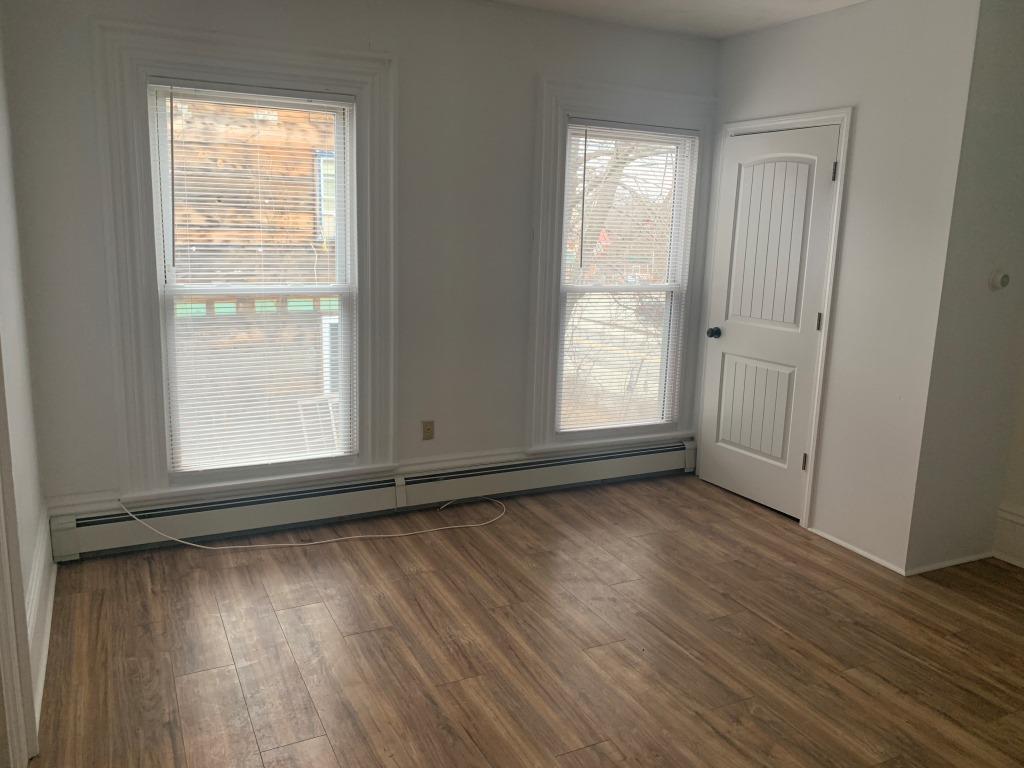 Foto principal - 133 Main St