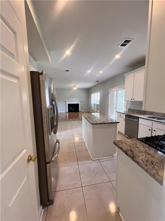 Building Photo - 3985 Shallowford Green Ct