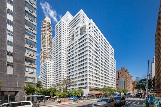 Building Photo - 215 East 68th Street