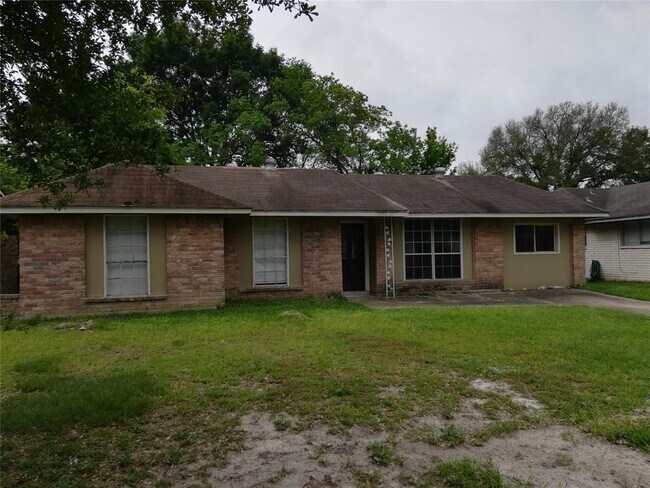 Building Photo - 7619 Kellwood Dr
