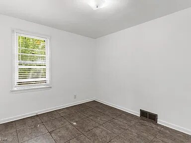 Foto del edificio - 566 Sunshine Ave