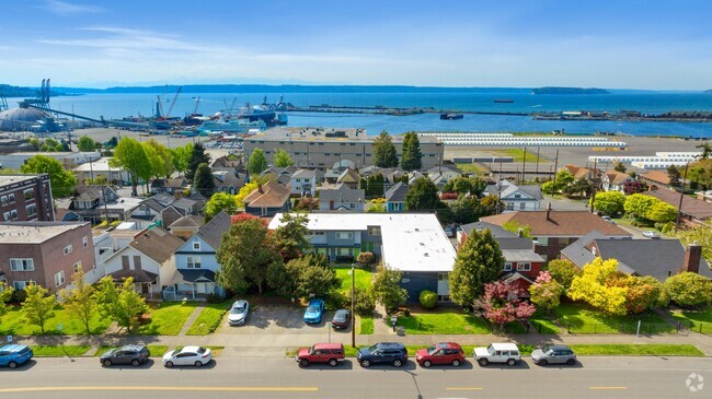 Building Photo - Rucker Court Apartments