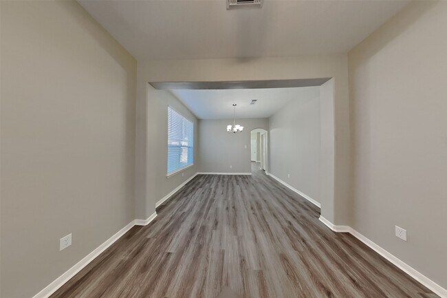 Foto del edificio - 21122 Covington Bridge Ln