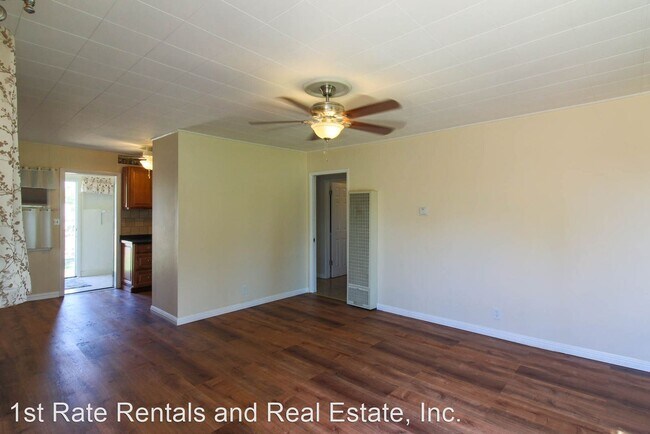 Building Photo - 2 br, 1 bath House - 4525 Avon St