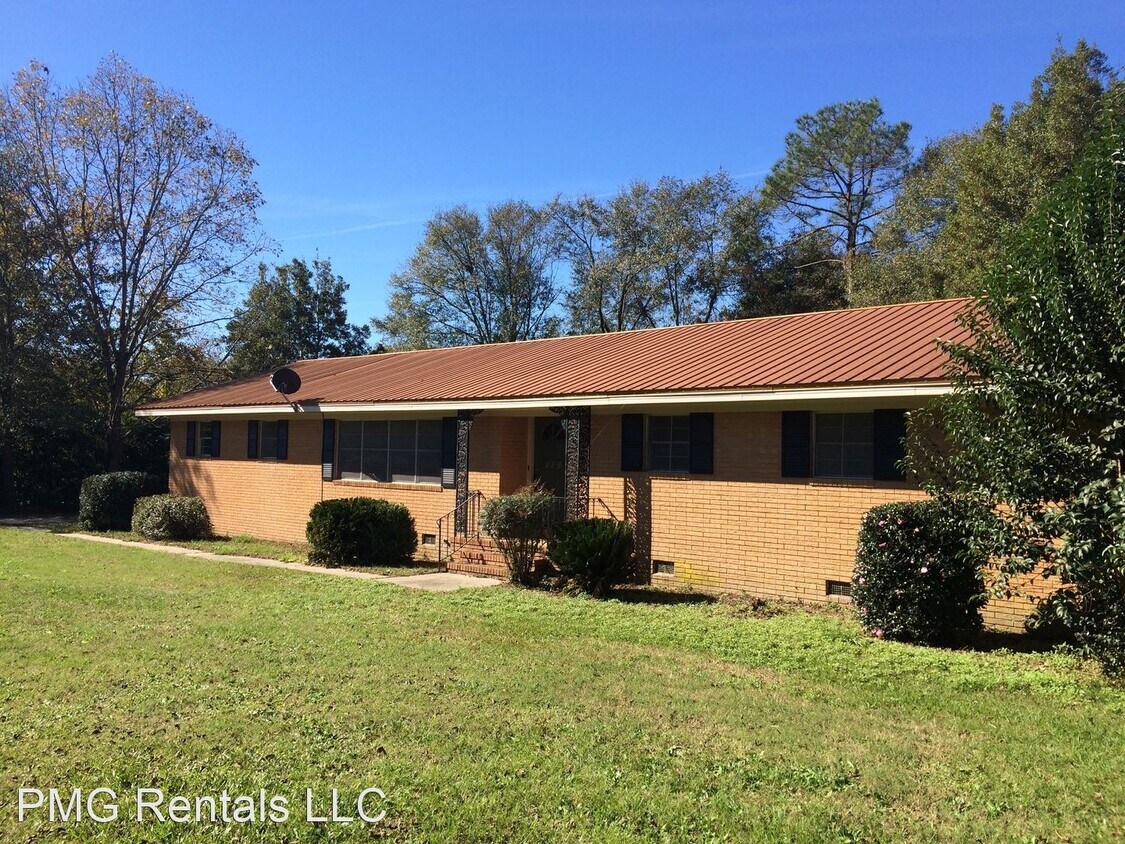 4 br, 2 bath House 103 North Jackson Rd House for Rent in