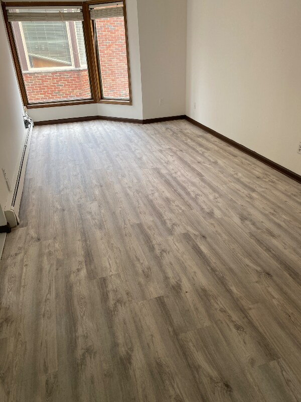 Foto principal - 350 E Harriet Ave