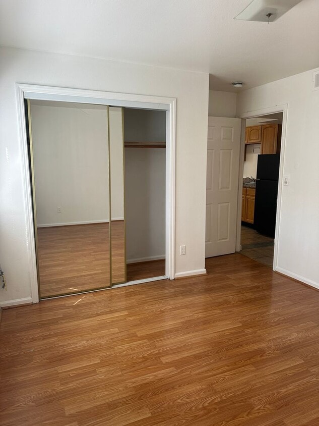 Great 1 bed/1bath unit w private patio & l... - Great 1 bed/1bath unit w private patio & l...