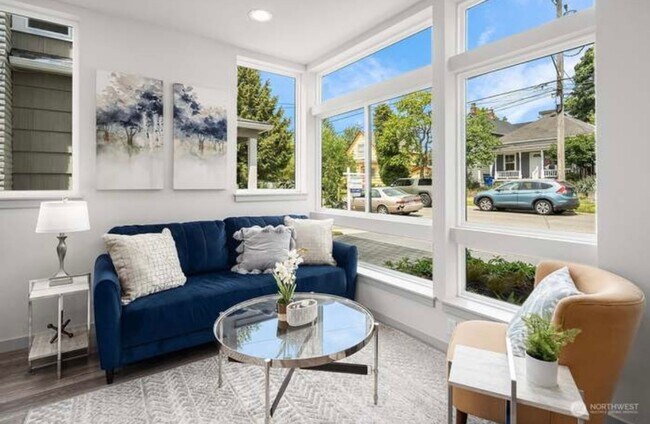 Building Photo - Newly Construction Townhome in the heart o...