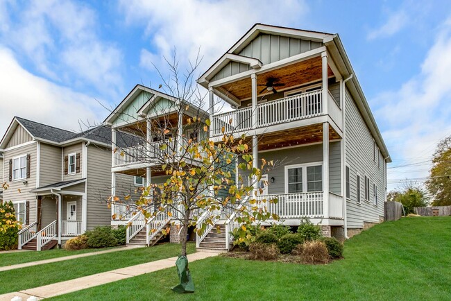 Photo - 4BR + 4BA on one of the best streets in The Nations - Kentucky Ave! House