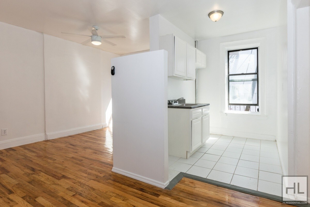 Foto principal - 774 Union St
