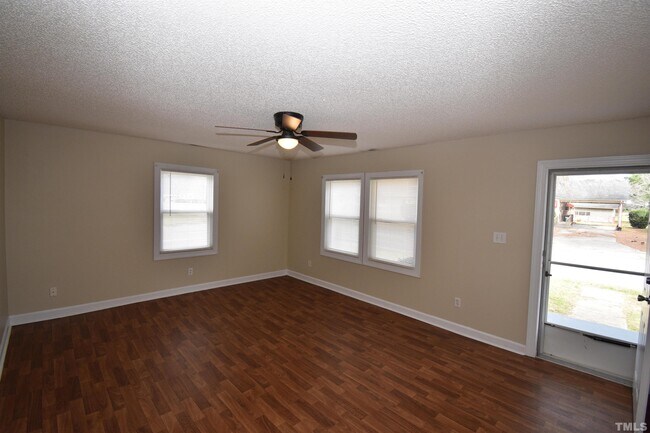 Building Photo - 300 Catherine St