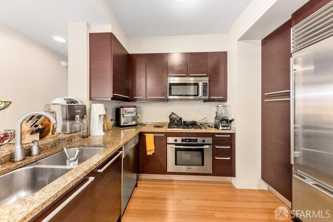 Foto del edificio - 425 1st St