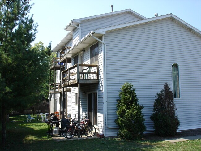 Building Photo - 101 S Shafer St