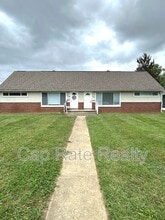 Building Photo - 2994 E Moreland Dr