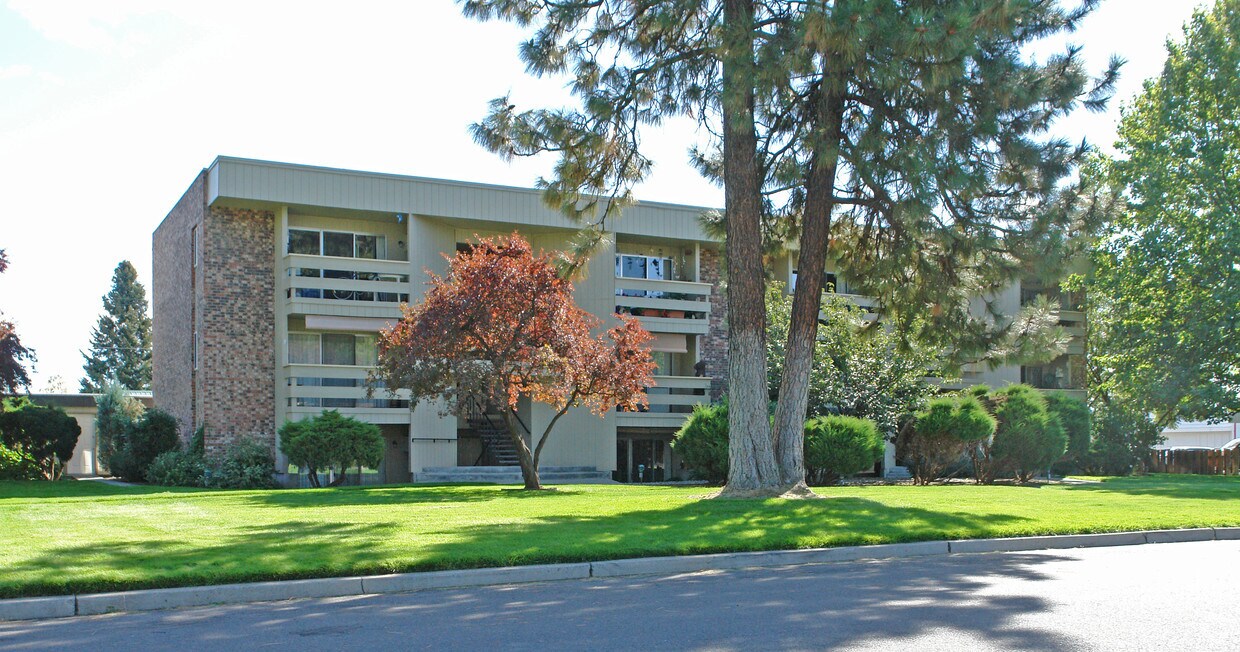 Primary Photo - Calispel Apartments
