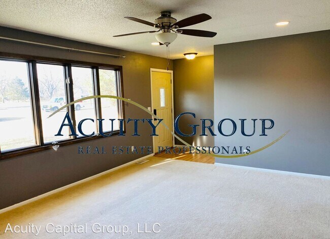 Foto del edificio - 3 br, 2 bath House - 8856 Odean Ave