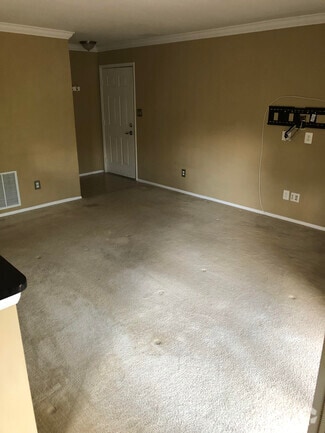 Building Photo - 11704 Olde English Dr