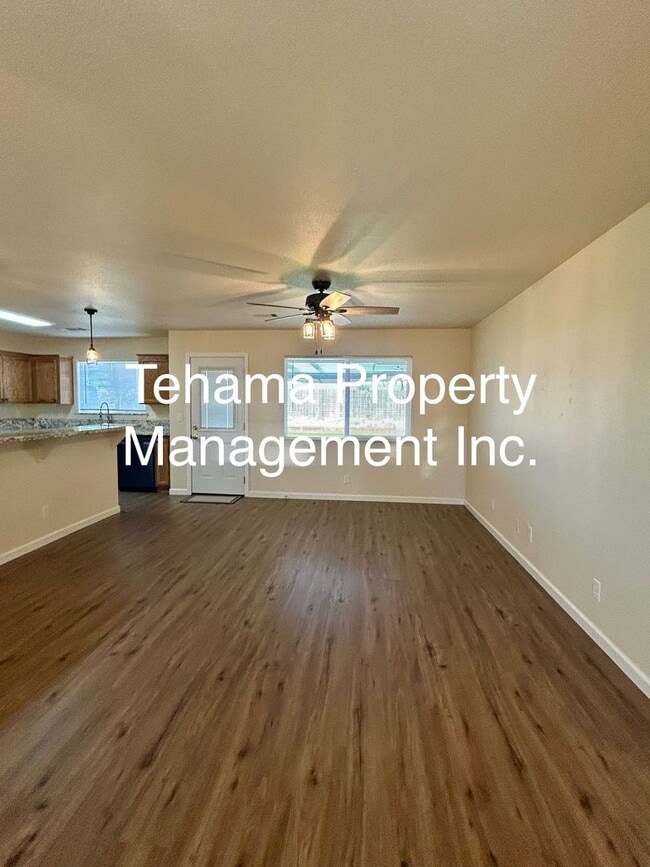 Building Photo - Newly remodeled 4 bedroom 2 bathroom