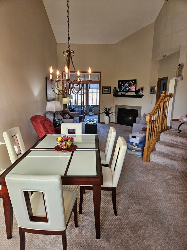 2508 Claremont Dr, Mendota Heights, MN 55120 Townhome Rentals in