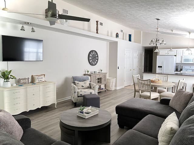 Sala de estar - 11723 Sand Castle Ln