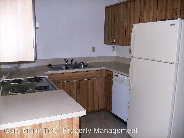 Primary Photo - 1236 W Columbia Ave