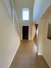 Building Photo - 24615 Forest Canopy Dr