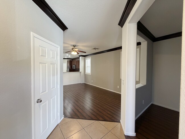 Building Photo - 7209 Huckaby Ave