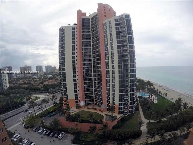 Building Photo - 19201 Collins Ave