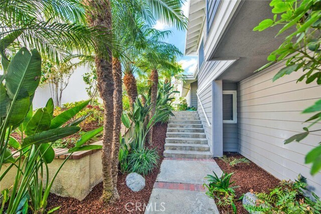 Building Photo - 804 Gardenia Way