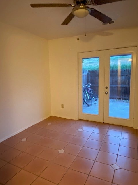 Building Photo - 5545 S Lowell Blvd