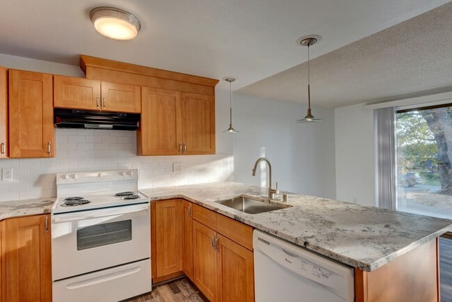 Foto del edificio - L730 Harrier