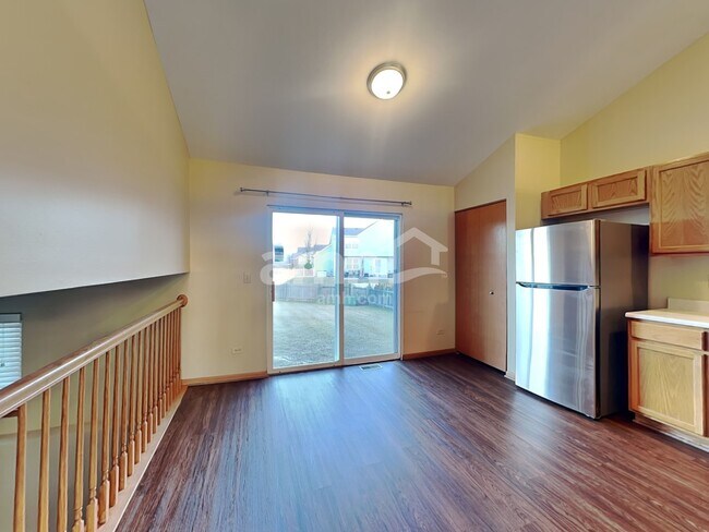 Foto del edificio - 1910 Prairie Ridge Dr