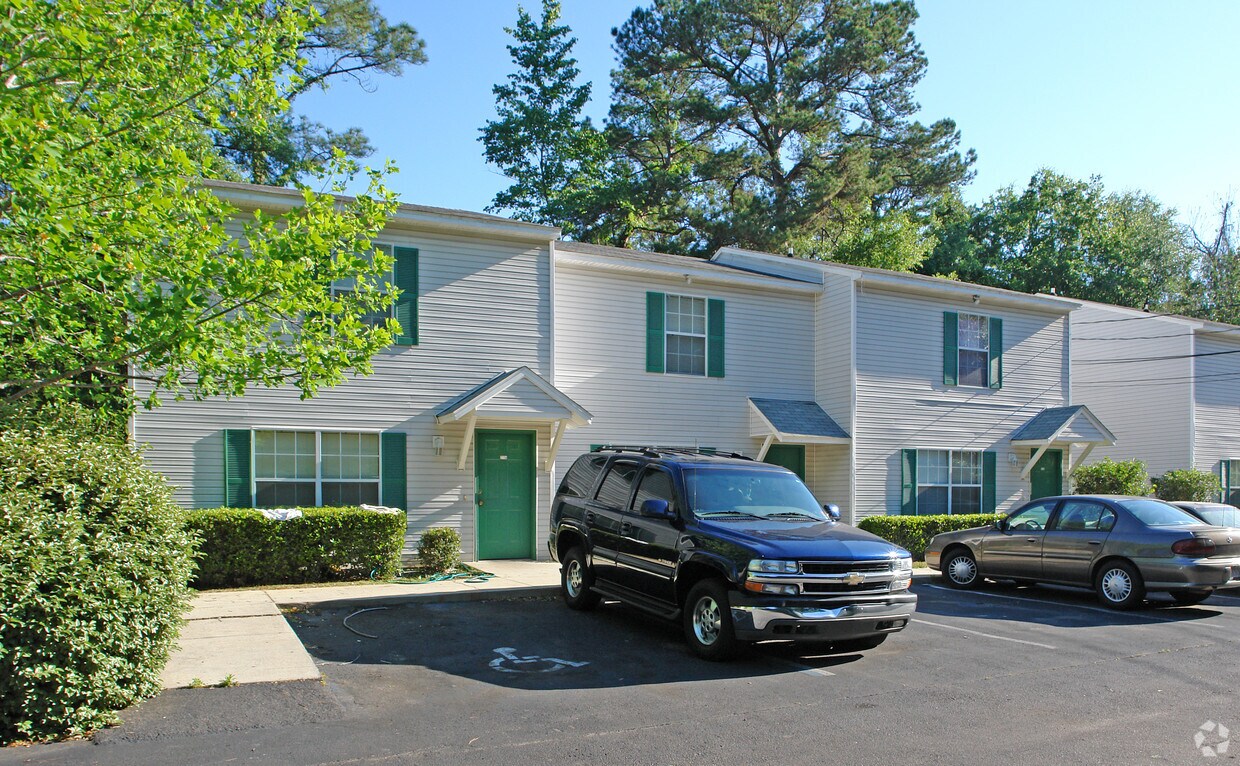 Building Photo - 215 Dixie Dr