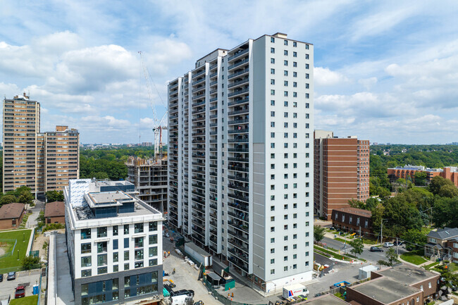 Building Photo - Preston Apartments