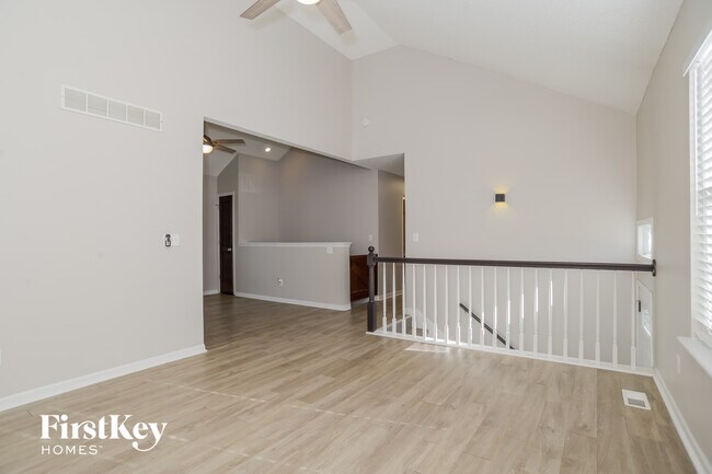 Building Photo - 1106 Park Dr