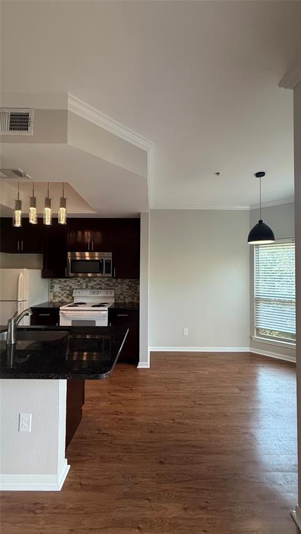 Foto del edificio - 6000 Shepherd Mountain Cove