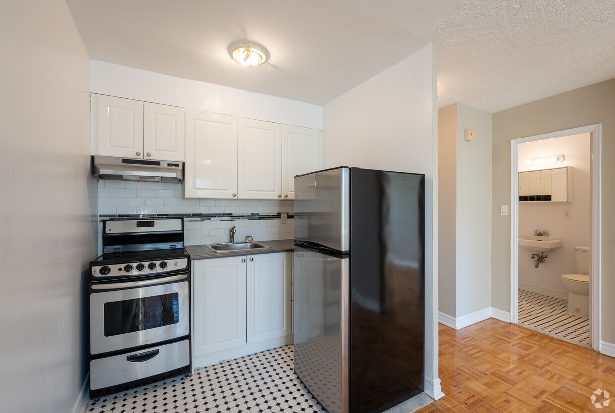 Primary Photo - Goodwood Apartments