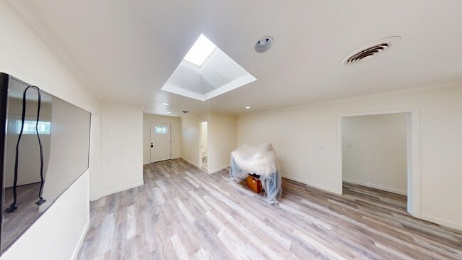 Building Photo - 4933 63rd St