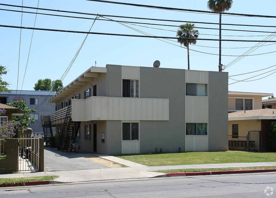 Foto principal - 718 Washington Ave